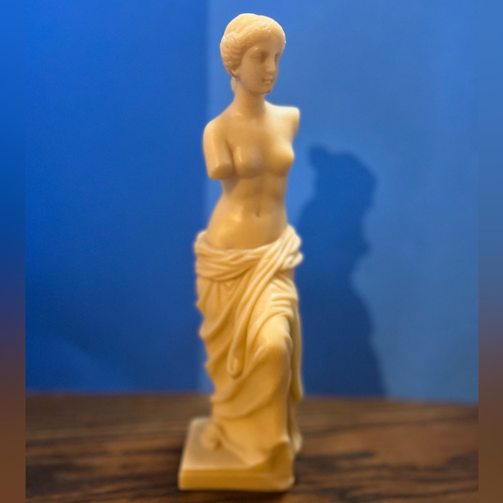 Vintage hand made alabaster nude statuette Venus de Milo